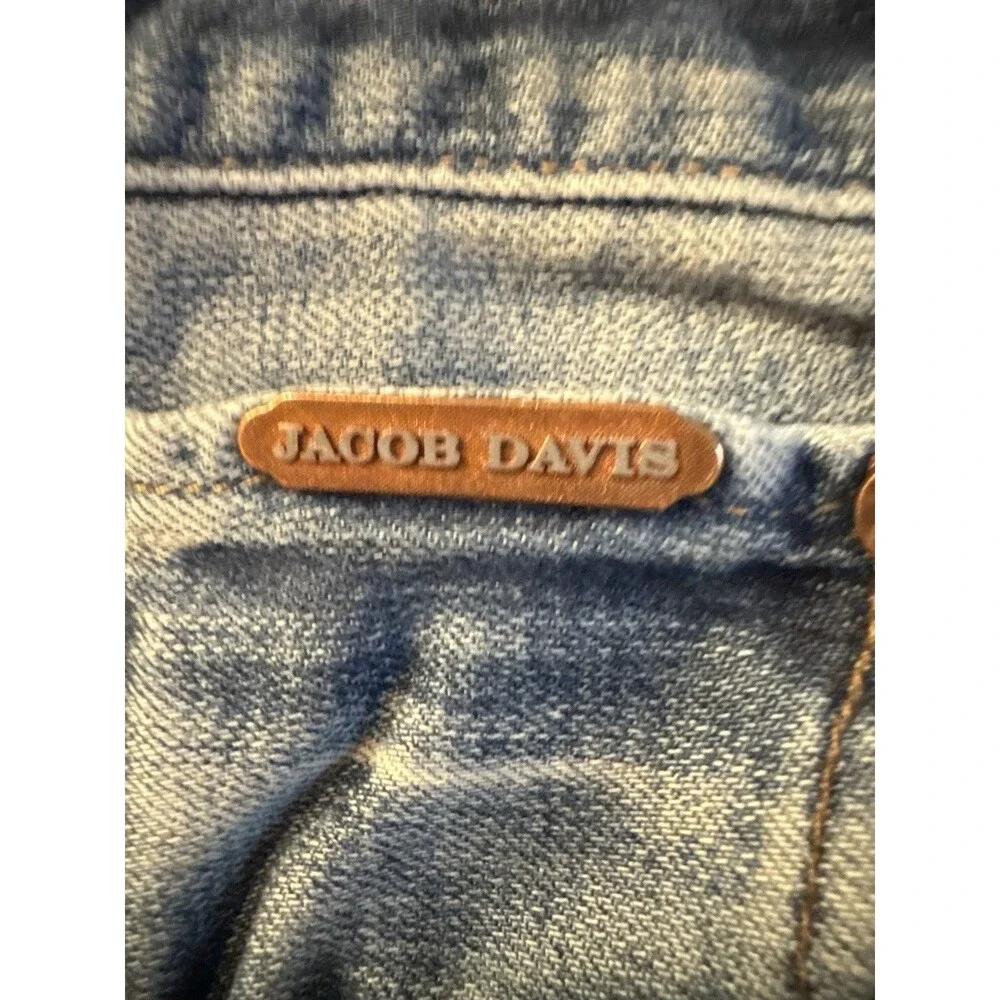 Jacob Davis medium-wash denim jeans featuring a distinct copper-toned 30x34